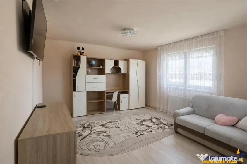 Casă cu 3 camere cu Teren 400 Mp în Brâncovenești