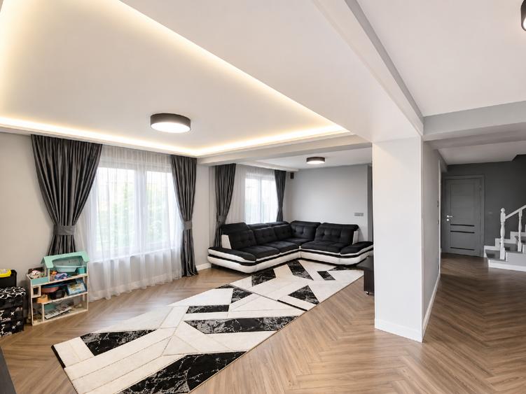 Casă individuală cu 5 camere cu Canalizare în Burdujeni