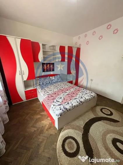 Apartament cu 4 camere semidecomandat în Calea Severinului