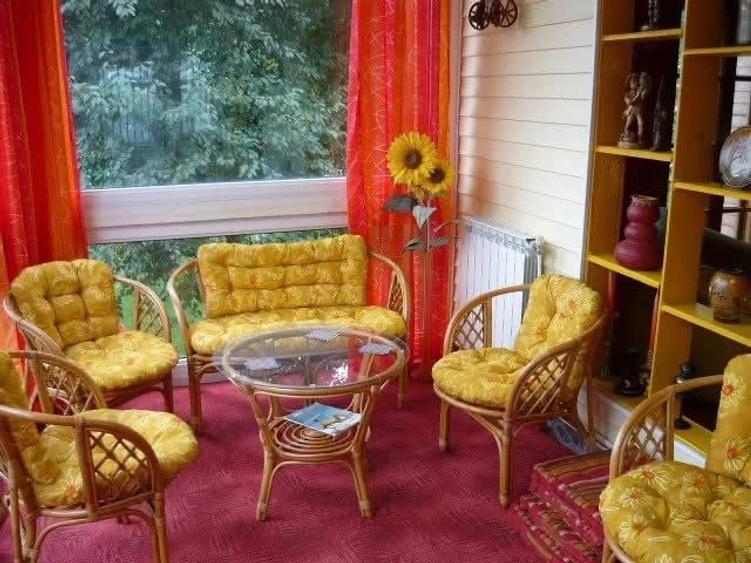 Casă cu Teren 4000 Mp în Central