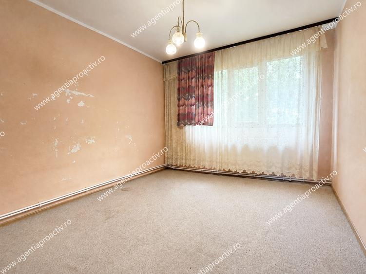 Apartament cu 3 camere decomandat în Mazepa 1
