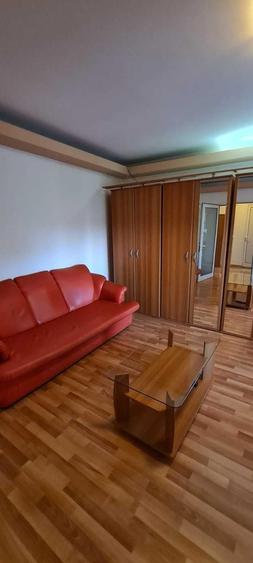 Garsonieră decomandată în Muncii
