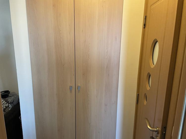 Apartament cu 2 camere semidecomandat în Giurgiului