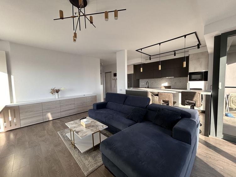 Apartament cu 2 camere semidecomandat, mobilat în Aviației