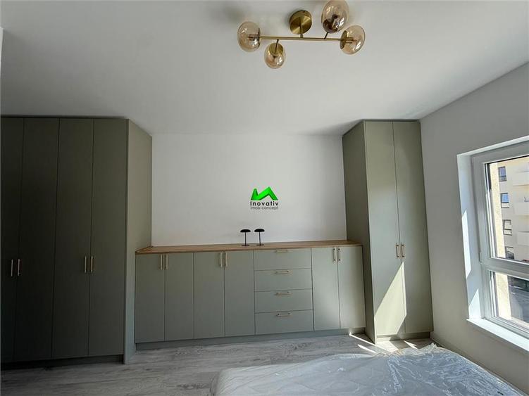 Apartament cu 3 camere decomandat în Hipodrom 3