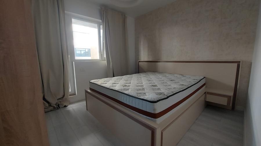 Apartament cu 2 camere semidecomandat în Berceni