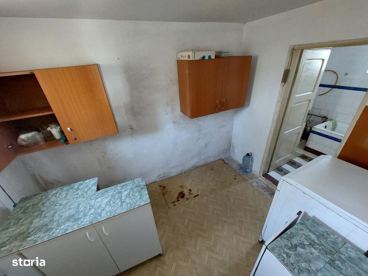 Casă cu 4 camere în Urleta