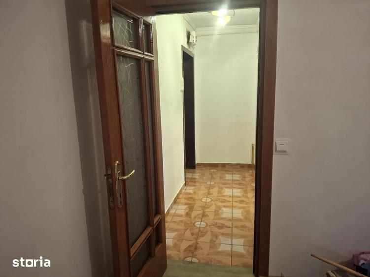 Apartament cu 3 camere decomandat în Militari