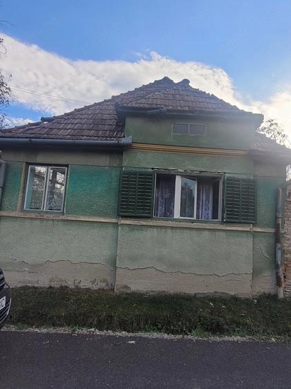 Casă cu Teren 800 Mp în Crăciunelu de Sus