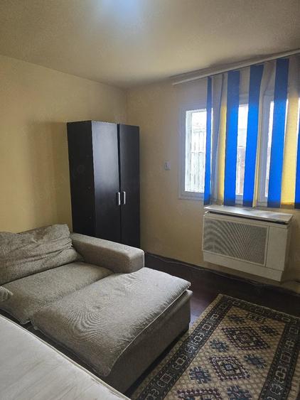 Casă cu 2 camere cu Teren 140 Mp în Central