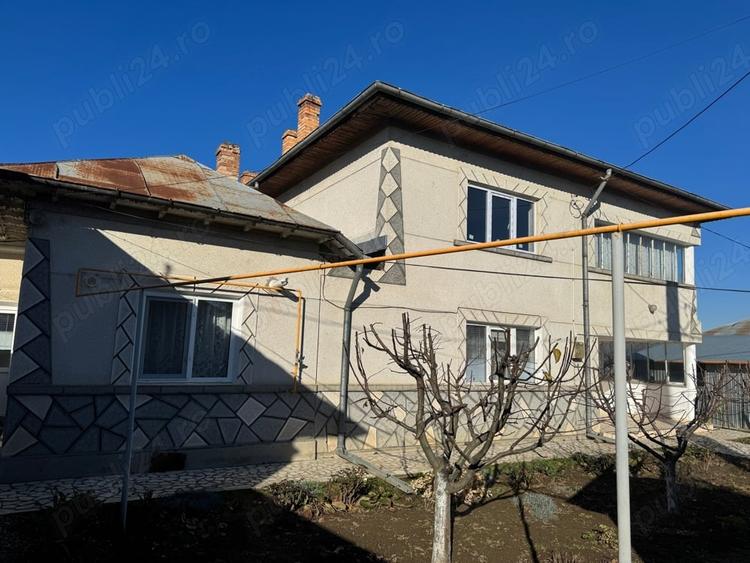 Casă cu 6 camere în Chirnogi