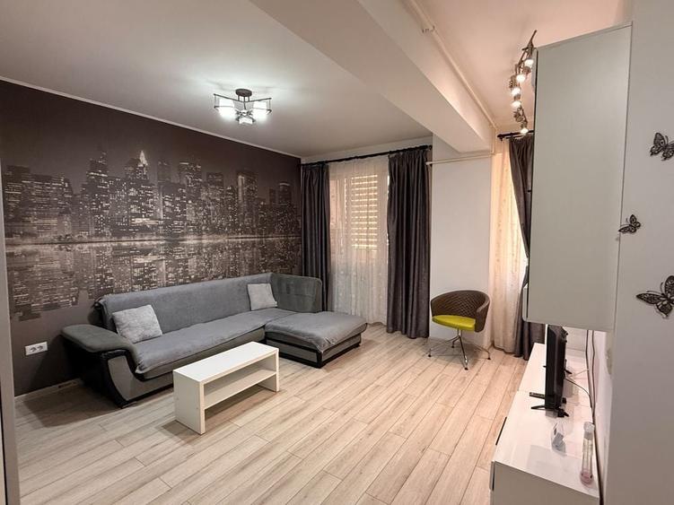 Apartament cu 2 camere decomandat în Exterior Vest