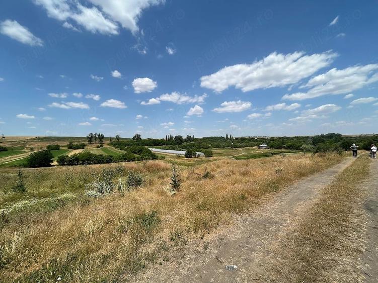 Teren de 1000 mp, în Tudor Vladimirescu