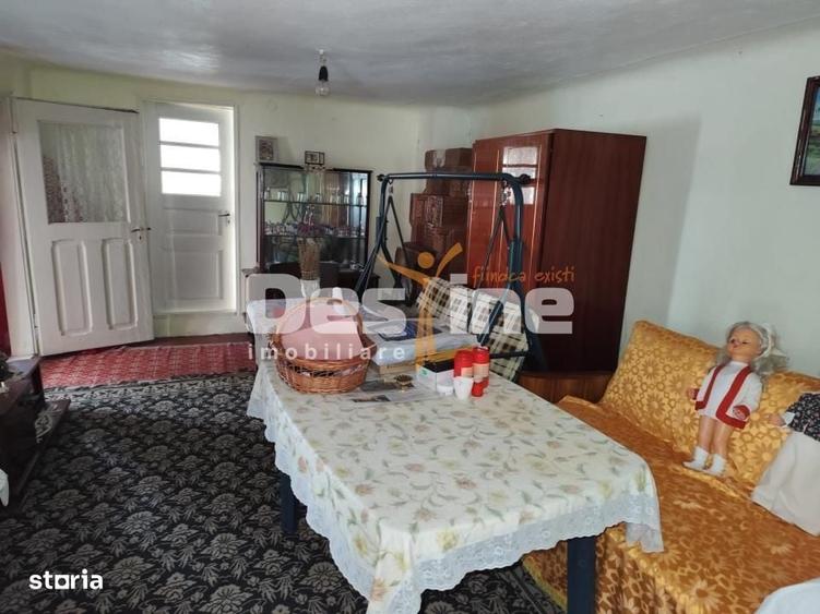 Casă cu 3 camere cu Teren 284 Mp în Central