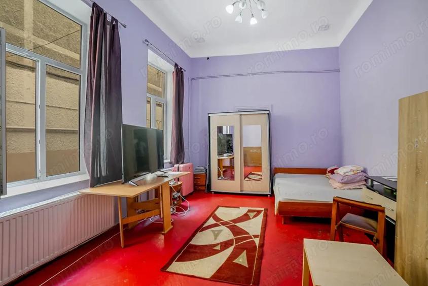 Apartament cu 4 camere decomandat, mobilat în Calea Victoriei