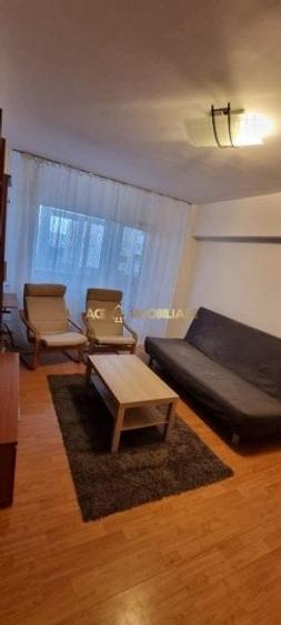 Apartament cu 2 camere decomandat, mobilat în Basarabia