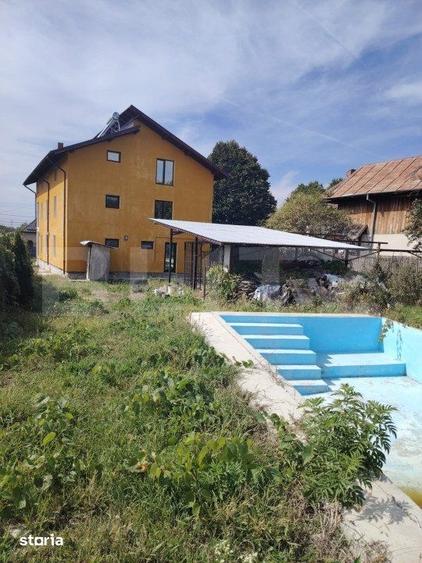 Casă cu 3 camere cu Teren 918 Mp în Răzvad
