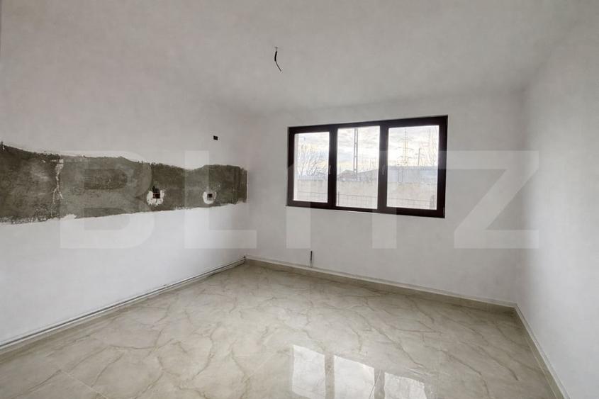 Casă individuală cu 5 camere cu Teren 438 Mp în Nord-Est