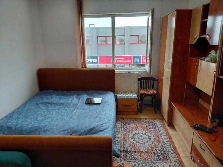 Garsonieră semidecomandată în Bartolomeu