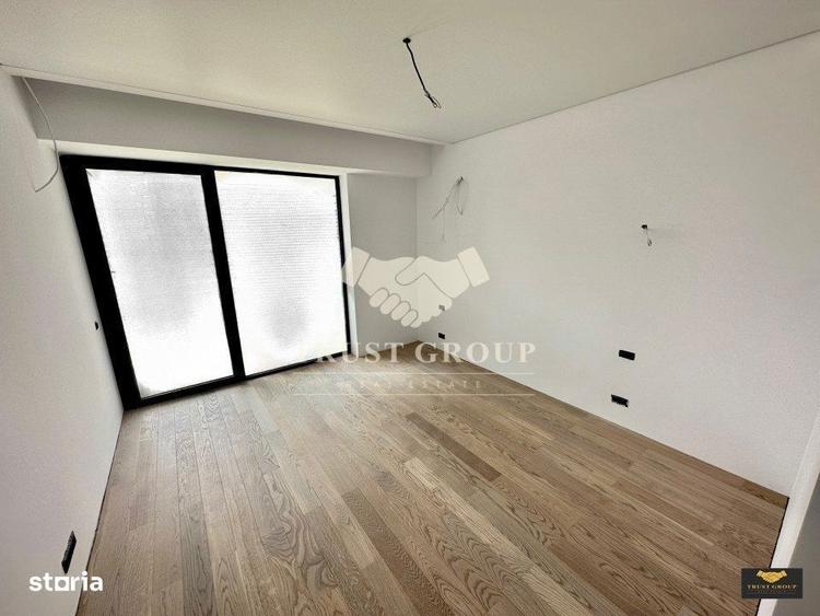 Apartament cu 2 camere decomandat în Tei