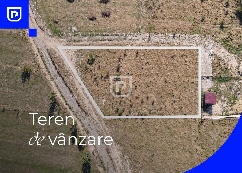Teren Construcții extravilan de 1587 mp, în Central