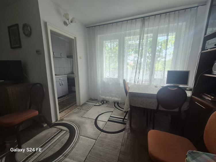 Garsonieră decomandată în Dărmănești
