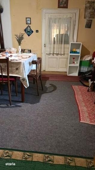 Casă cu 4 camere cu Teren 192 Mp în Central