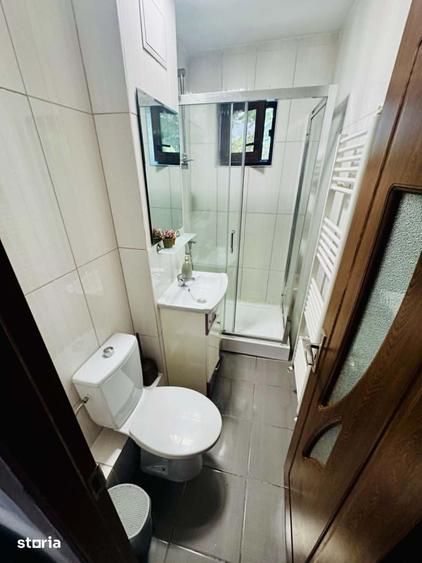 Apartament cu 2 camere de vanzare zona Kaufland Sf. Vineri et 2 - 1