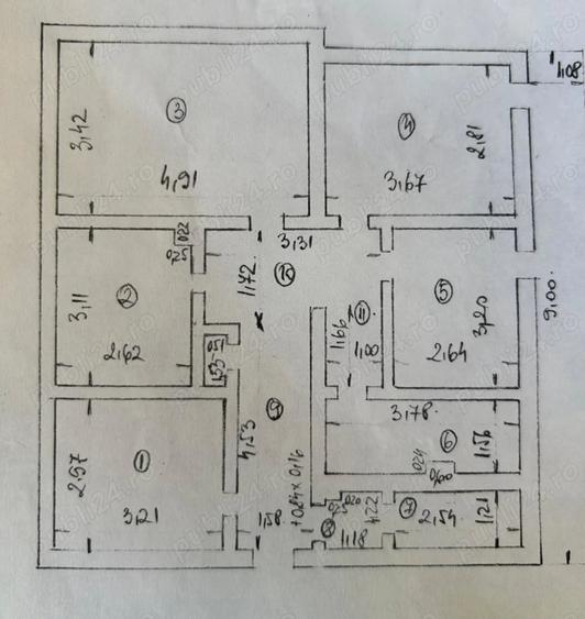 Apartament cu 4 camere decomandat în Bicaz