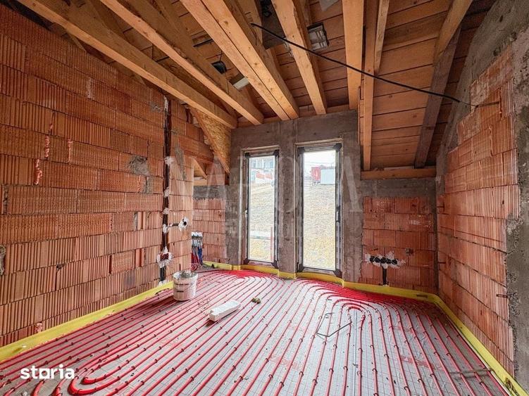 Casă cu 4 camere cu Teren 354 Mp în Ciurila