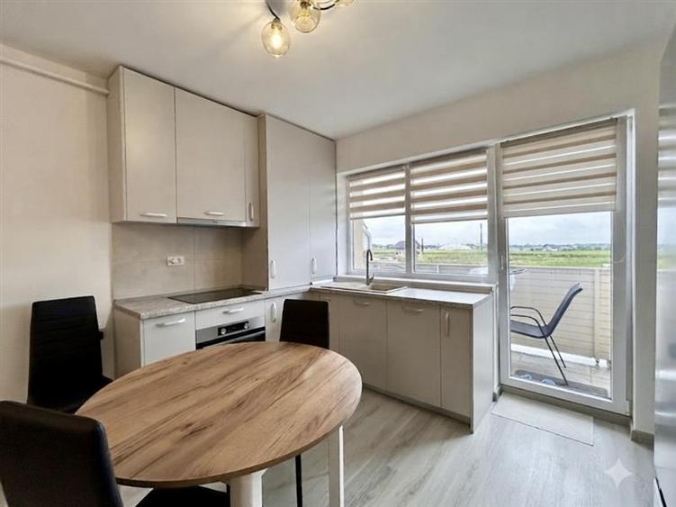 Apartament cu 2 camere decomandat, mobilat în Sânpetru