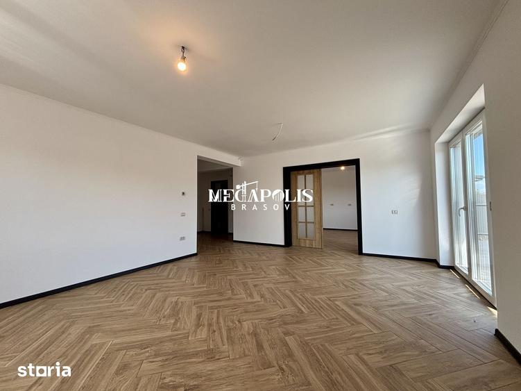 Casă cu 4 camere cu Teren 500 Mp în Tărlungeni