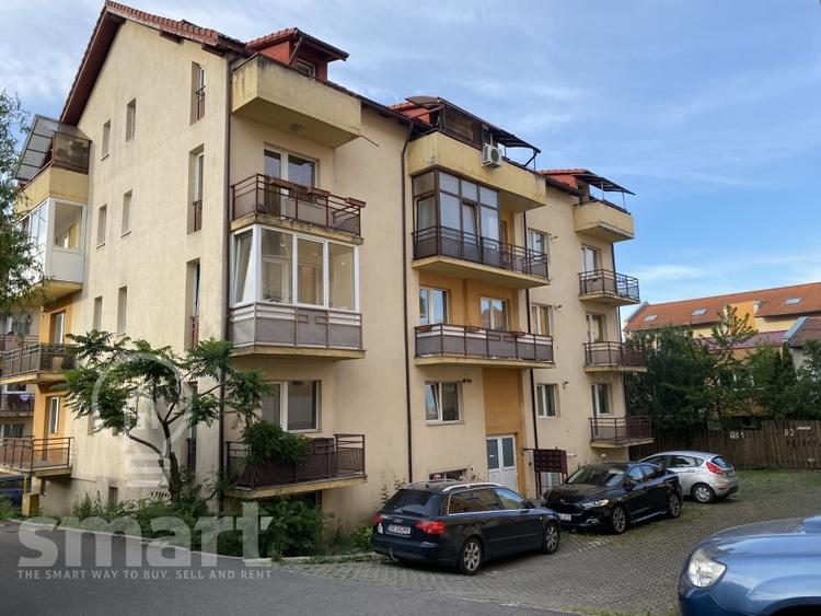 Apartament cu 2 camere semidecomandat, mobilat în Bună Ziua