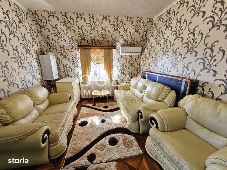 Casă cu 4 camere în Calea Poplăcii