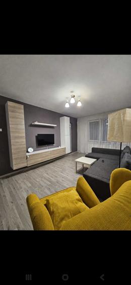 Apartament cu 3 camere decomandat în Brâncoveanu