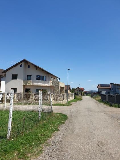Casă cu 4 camere în Micești
