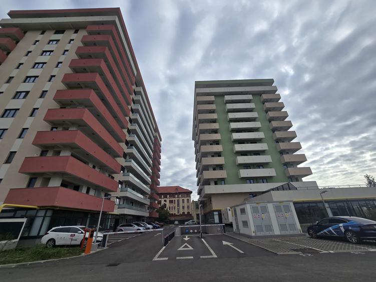 Apartament cu 2 camere decomandat în Podu Roș — fotografia 1