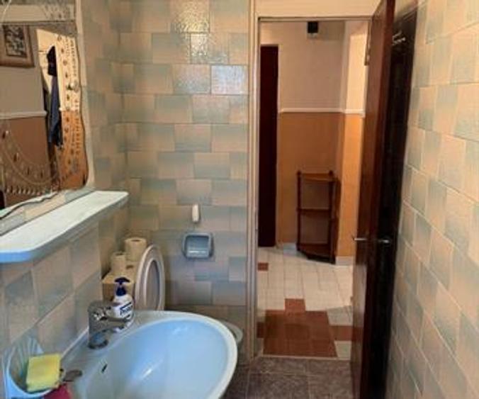 Apartament cu 2 camere decomandat, mobilat în Văcăresti