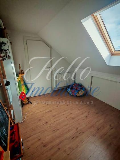 Apartament cu 4 camere decomandat, mobilat în Baciu