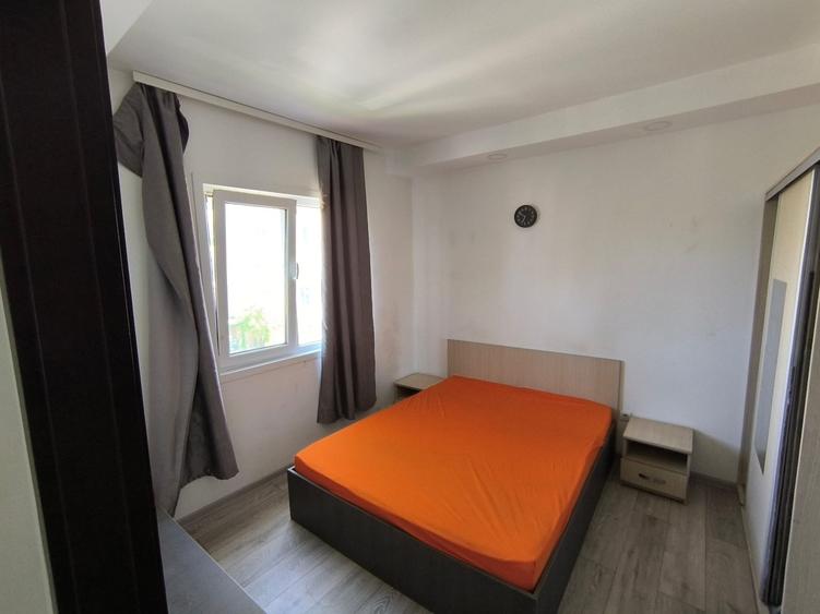 Apartament cu 2 camere semidecomandat, mobilat în Ștefăneștii de Jos