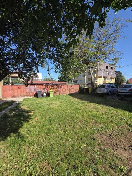 Teren Construcții intravilan de 659 mp, în Apărătorii Patriei