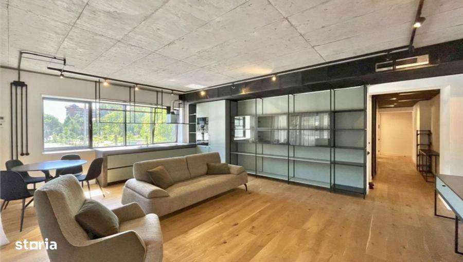 Apartament cu 3 camere, mobilat în Tei