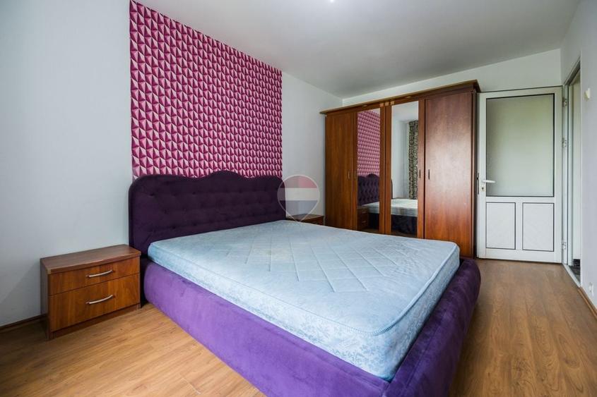 Apartament cu 3 camere decomandat în Central