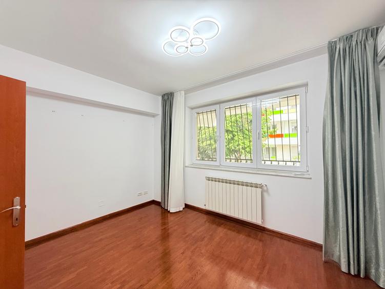 Apartament cu 4 camere decomandat, mobilat în Dorobanți