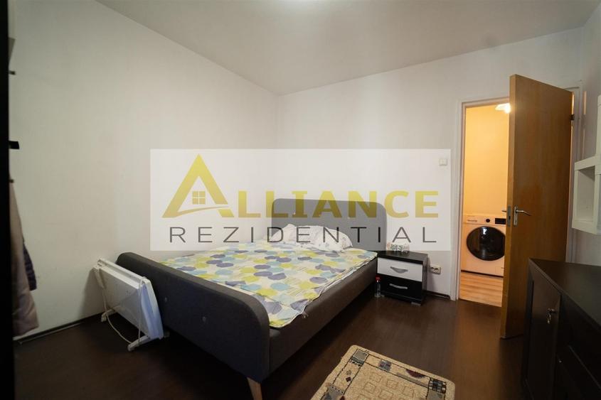 Apartament cu 3 camere decomandat, mobilat în Tineretului