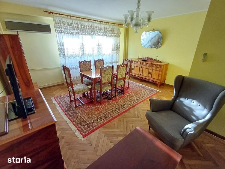 Apartament cu 2 camere decomandat în Centrul Civic