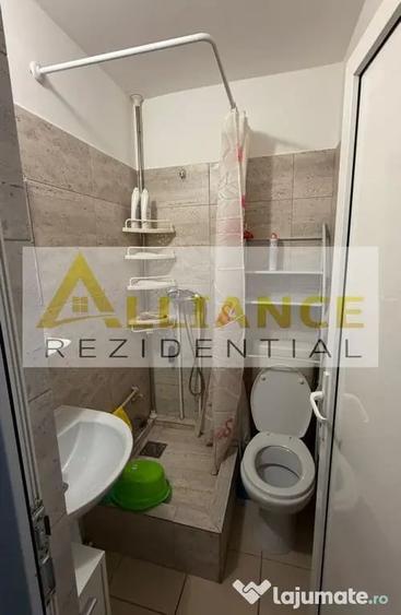 Garsonieră decomandată în Exterior Vest