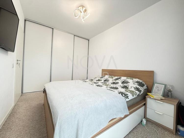 Apartament cu 2 camere semidecomandat, mobilat în Șelimbăr