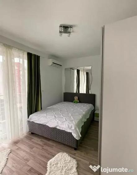 Apartament cu 3 camere decomandat în Avantgarden