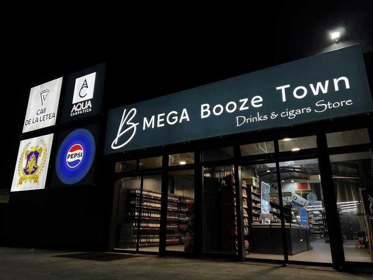 Spațiu comercial, de 516 mp, în Săbăreni
